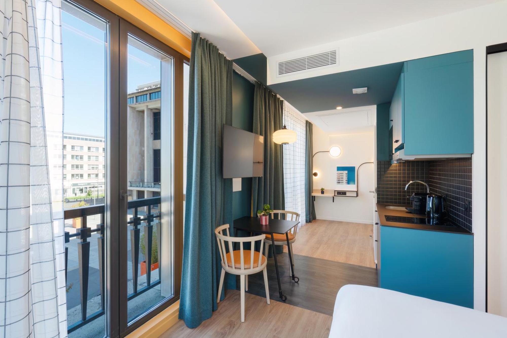 Adagio Access Centre Cathedrale Hotel 3*